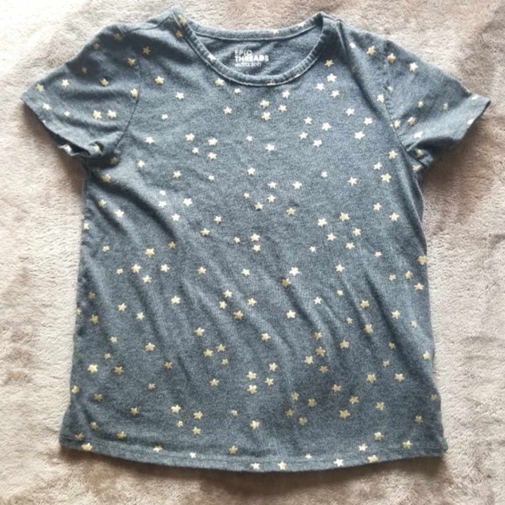 Epic Threads Gold Star Gray Tee